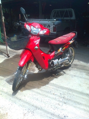 ขายเวฟ 125 s สวยๆ สภาพพร้อมใช้ ขาย 12,900 บาท เอกสารพร้อมโอน