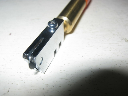 มีด ตัดกระจก  MIKI  JAPAN