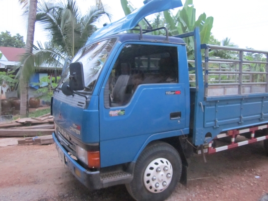 ขายหกล้อมิตชูแคนเตอร์ 115แรงม้า