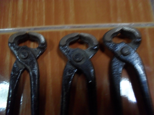 คีมปากนกแก้ว สำหรับผูกเหล็กงานก่อสร้าง