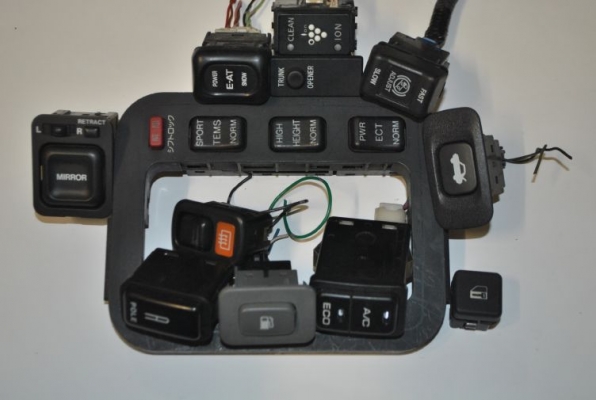 ขายสวิทย์ไฟJAPAN ชนิดต่างๆและไฟเพดาน