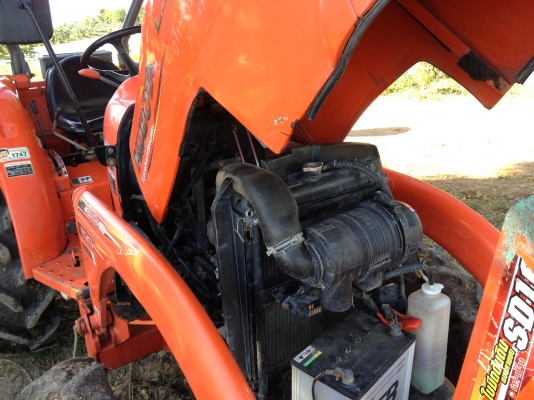 ขาย คูโบต้า 3608 สวยสีเดิมๆ เครื่องแน่น(มีรถส่งให้ราคาไม่แพง)