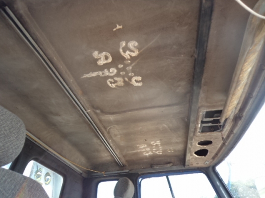 ขายรถ10ล้อเทเลอร์ร็อก 175 แรง สภาพพร้อมใช้งานคับ