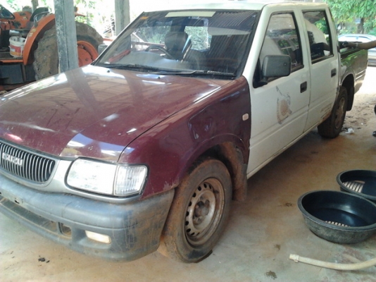 ขาย รถหลวงประมูล มี2คัน กระบะ4ประตู ISUZU 2.5 SX  CAB4 โฉม ดราก้อนอาย ปี42/99 เครื่องเดิม เกียร์เดิม แห้งดีวิ่งดี แรง ช่วงล่างแน่นคัสซีสวยไม่ผุไม่ดาม กระบะดีพื้นดี หัวบางเดิมภายในสวยคอนโซลครบ พ.พาวเวอร์ แอร์ กระจกมือหมุน หน้า-หลังเดิม สีต้องเคลียร์ เอกสาร