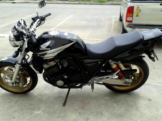 ขาย CB400 SF ปี98 สวยๆ อินวอยแท้ +พรบ  ราคา 74000 บาท(ด่วนๆๆ)