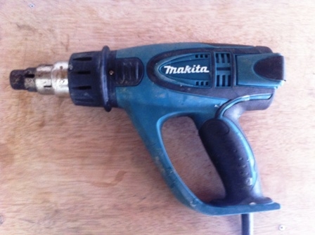 ปืนเป่าลมร้อนMAKITAรุ่นHG6003สภาพใหม่ ราคาถูก