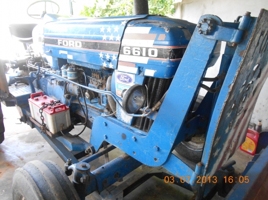 ขายรถแทรกเตอร์ ฟอร์ด