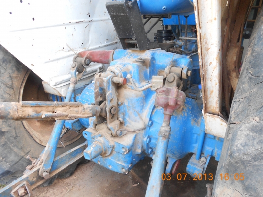 ขายรถแทรกเตอร์ ฟอร์ด ขายรถแทรกเตอร์ ฟอร์ด