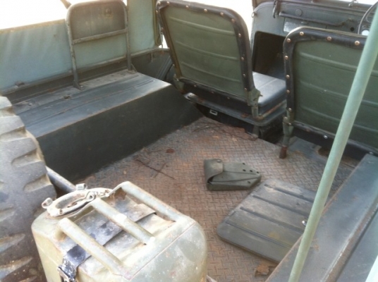 ................ยังขายอยู่ครับ..................................ขายรถ Jeep ทหาร mitsubishi ................ยังขายอยู่ครับ..................................ขายรถ Jeep ทหาร mitsubishi