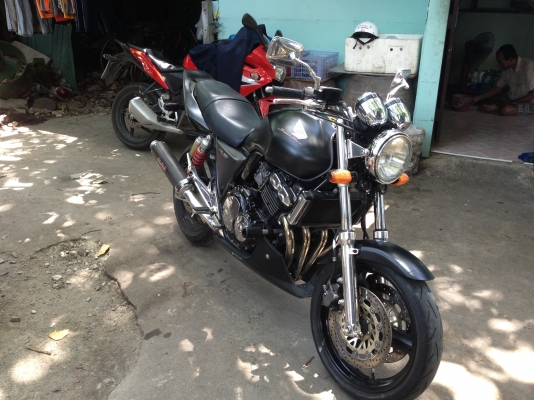 ขายcb400sfปี94 ถูกๆคับรถสวยพร้อมใช้ อินวอยล์ 086-5414120อั๋น ดูรูบ