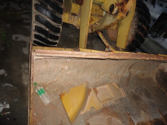 รถตักล้อยาง 924F รถตักล้อยาง 924F