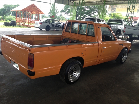 ขาย DATSUN แต่ง RETRO ไว้ออกทริป