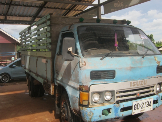 ขาย ISUZU KS - 110 แรง ลุงด่วนใช้เงิน ขาย ISUZU KS - 110 แรง ลุงด่วนใช้เงิน