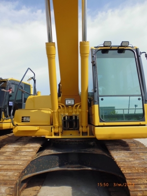 ขาย Komatsu, PC200-8 S/n. C66805 สภาพสวยมาก