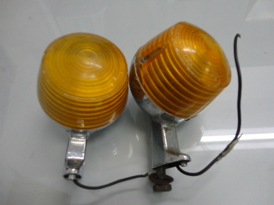 ขอบคุณพ.เสือครับขายไฟเลี้ยวแท้ SUZUKI K-125 M.1/M.4 แท้ สนใจโทร.081-005-8785