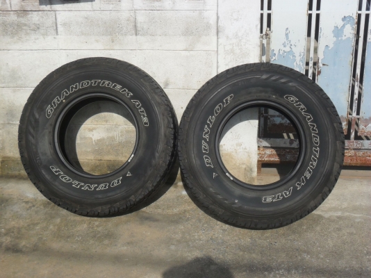 ยาง DUNLOP 31*10.50R15 ปี10 สวยๆ 1 คู่ ราคา 3900 บาท