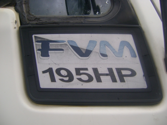 ขายรถ10ล้อแท้งค์น้ำดื่ม FVM195 แรงปี2539 เครื่องดี คัชชีดี ยางสวย สภาพพร้อมใช้งาน แอร์เย็น ระบบดั้นน้ำพึ่งติดตั้งมาใหม่ เอาไปใช้ได้เลย