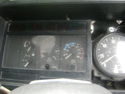 ขายรถ10ล้อแท้งค์น้ำดื่ม FVM195 แรงปี2539 เครื่องดี คัชชีดี ยางสวย สภาพพร้อมใช้งาน แอร์เย็น ระบบดั้นน้ำพึ่งติดตั้งมาใหม่ เอาไปใช้ได้เลย