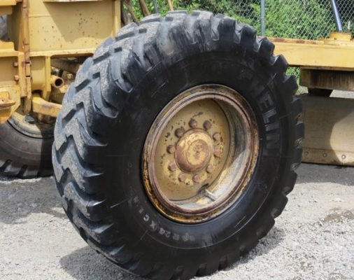 รถเกรด CATERPILLAR 140G ชั่วโมงน้อยซีเรียลสูง รถนอกนำเข้า จากอเมริกาสภาพดีมากๆๆๆ สมบูรณ์แบบ ติดต่อมานะ 085-9049669 รถเกรด CATERPILLAR 140G ชั่วโมงน้อยซีเรียลสูง รถนอกนำเข้า จากอเมริกาสภาพดีมากๆๆๆ สมบูรณ์แบบ ติดต่อมานะ 085-9049669