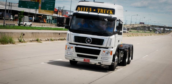 รถบรรทุก รถหัวลาก  Dayun ราคาพิเศษ