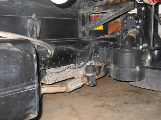 ขายรถหกล้ออีโน่ 150 เเรง  วิ่งได้  หมื่นกว้าพันกว่ากิโล  ราคาพอคุยได้ครับ