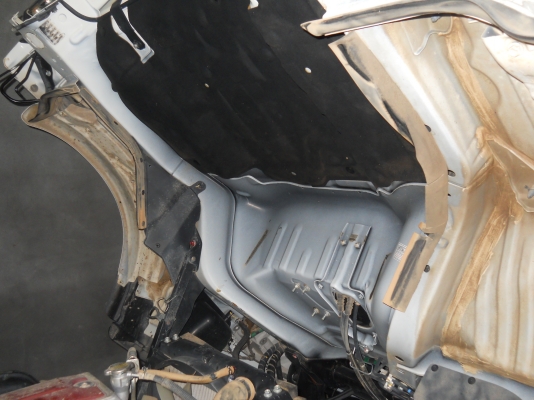 ขายรถหกล้ออีโน่ 150 เเรง  วิ่งได้  หมื่นกว้าพันกว่ากิโล  ราคาพอคุยได้ครับ