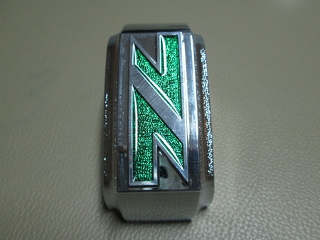 ขายลายเซ็นข้างแก้ม+โลโก้กระจังหน้า Nissan Junior แท้(ไม่เคยผ่านการใช้งาน) ขายลายเซ็นข้างแก้ม+โลโก้กระจังหน้า Nissan Junior แท้(ไม่เคยผ่านการใช้งาน)