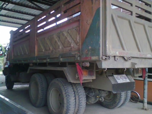 ขายรถบรรทุกดั้มFUSO627m6 ปี47