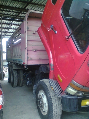 ขายรถบรรทุกดั้มFUSO627m6 ปี47