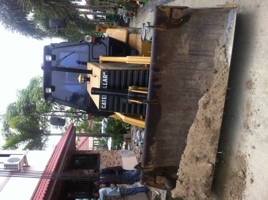 ขาย!!! Cat 428b 4*4  รถทำงานอยู่ เจ้าของขายเอง !!!!! 2เพลา!! ปากคีบ บูมสไลค์ ได้