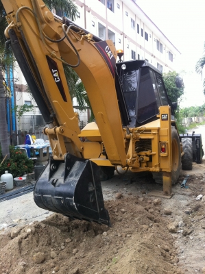 ขาย!!! Cat 428b 4*4  รถทำงานอยู่ เจ้าของขายเอง !!!!! 2เพลา!! ปากคีบ บูมสไลค์ ได้