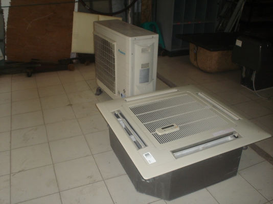 ขอบคุณครับทุกเสียงทุกสาย *** เฮียนิพลสุขสวัสดิ์ขอบคุณครับ***แอร์ไดกิ้น24000BTUสภาพเย็นเงียบ ยี่ห้อห้างแท้ราคา14000บาท