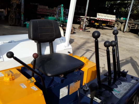 ขาย รถขุดเล็ก KOMATSU รุ่น PC05 แทร็กยาง มือสองญี่ปุ่น ขาย รถขุดเล็ก KOMATSU รุ่น PC05 แทร็กยาง มือสองญี่ปุ่น