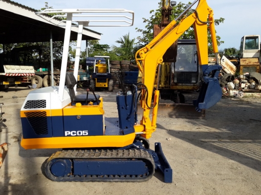ขาย รถขุดเล็ก KOMATSU รุ่น PC05 แทร็กยาง มือสองญี่ปุ่น ขาย รถขุดเล็ก KOMATSU รุ่น PC05 แทร็กยาง มือสองญี่ปุ่น