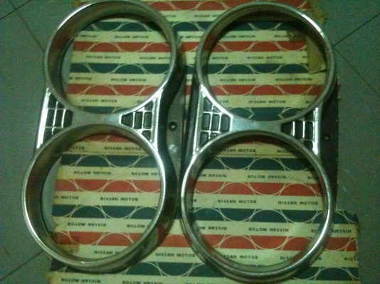 521 โลโก้ฝากระโปรงหน้าแท้เก่าเก็บญี่ปุ่น เหลือ 2 อันเหมา 2,500 พร้อมส่ง อะไหล่แท้เยอะ เช่น โลโก้ดัสสัน 1300 521 โลโก้ฝากระโปรงหน้าแท้เก่าเก็บญี่ปุ่น เหลือ 2 อันเหมา 2,500 พร้อมส่ง อะไหล่แท้เยอะ เช่น โลโก้ดัสสัน 1300