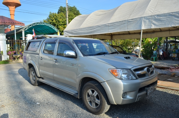 ขายด่วนรถ 4 ประตู TOYOTA Hilux Vigo_D เพียง 350,000บาท ขายด่วนรถ 4 ประตู TOYOTA Hilux Vigo_D เพียง 350,000บาท