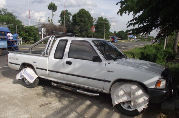 ขายด่วน toyota mighty x  สภาพสวย