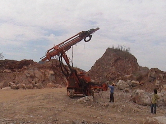 ขายรถเจาะไฮดรอลิค เครื่องลมในตัว