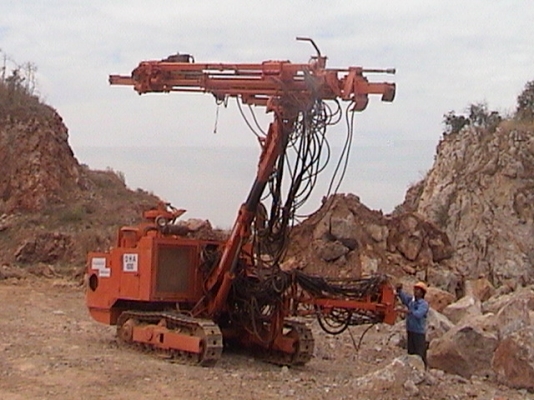 ขายรถเจาะไฮดรอลิค เครื่องลมในตัว