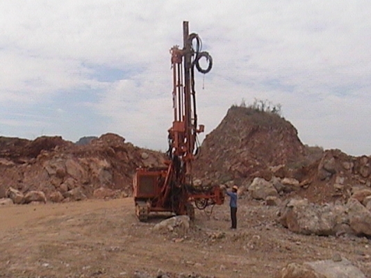 ขายรถเจาะไฮดรอลิค เครื่องลมในตัว