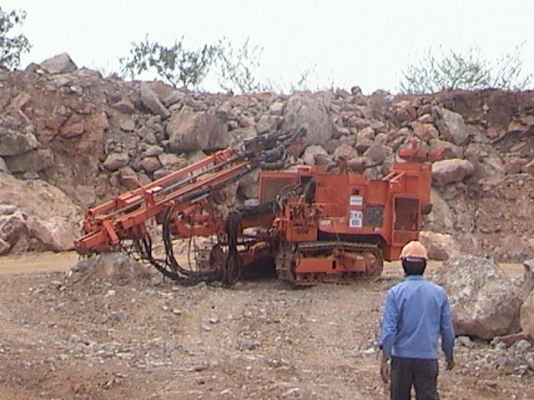 ขายรถเจาะไฮดรอลิค เครื่องลมในตัว