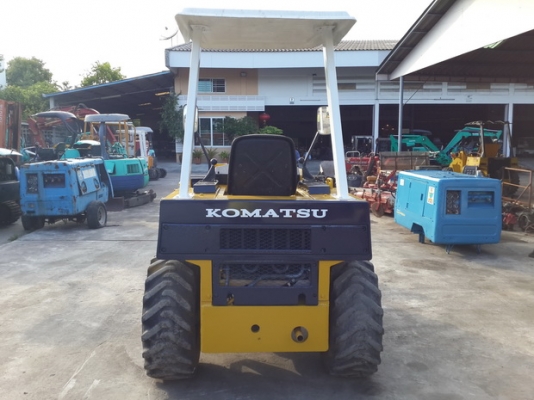 ขาย รถตัก KOMATSU รุ่น WA30-2- มือสองญี่ปุ่น ขาย รถตัก KOMATSU รุ่น WA30-2- มือสองญี่ปุ่น