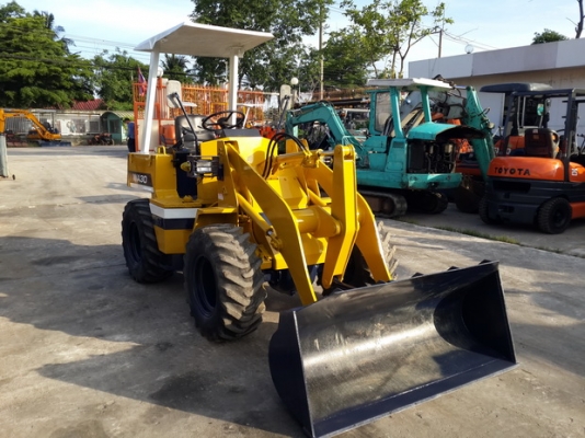 ขาย รถตัก KOMATSU รุ่น WA30-2- มือสองญี่ปุ่น ขาย รถตัก KOMATSU รุ่น WA30-2- มือสองญี่ปุ่น