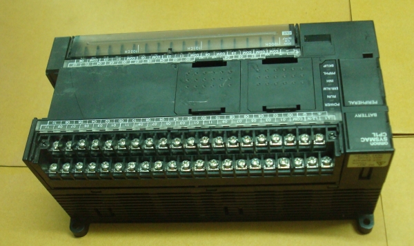 ขาย PLC OMRON CP1L-M60DR-A 3000 บาท ขาย PLC OMRON CP1L-M60DR-A 3000 บาท