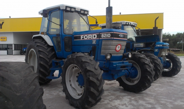 ฟอร์ด 8210 สนใจติดต่อ 089-5285506