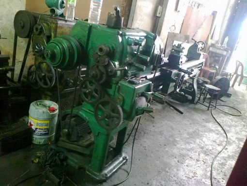 ขายครับขาย เครื่องกลึง 10 ฟุต 2 เพลา อังกฤษ พร้อมใช้ 95000 มีบริการจัดส่งทั่วประเทศ 0814583376 ,029945332 ช่างเอก