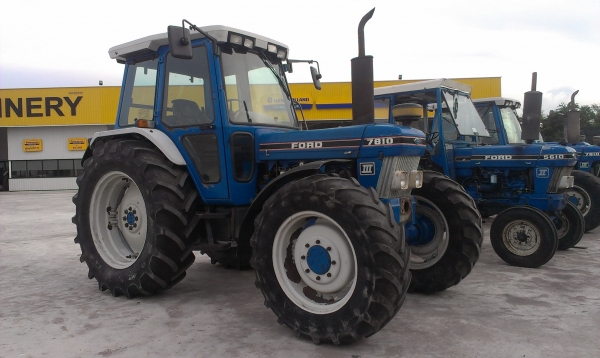 รถไถฟอร์ด 7810 สนใจติดต่อ 089-5285506