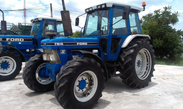 รถไถฟอร์ด 7810 สนใจติดต่อ 089-5285506