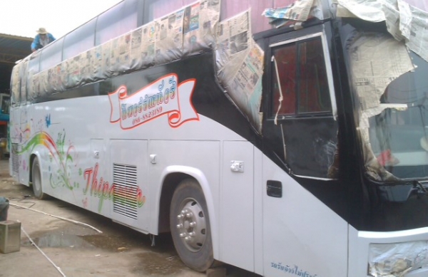 ลดราคาขายดาวน์รถบัสแอร์ชั้นครึ่ง  เหลือ 470000 ทำสีใหม่แล้ว ไปอยู่กับเจ้านายใหม่ที่รักจริงที่พีงงาเรียบร้อยแล้ว โชคดี รวย รวย