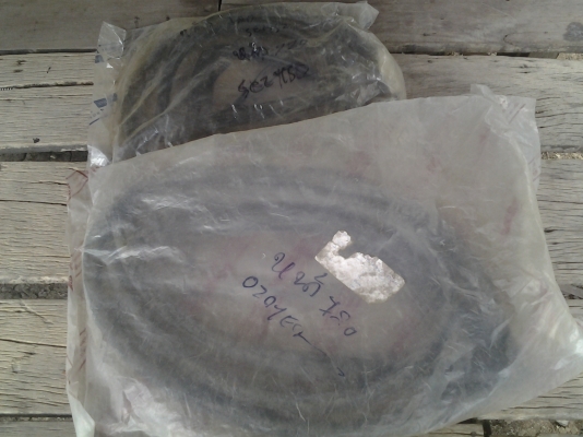 JOECLASSIC..ขายยางกระจกหน้า-กระจกหลัง ยางขอบประตูซ้าย-ขวา  ยางรีดน้ำใน-นอก ยางหูช้างรฤกะบะรุ่นเก่าหลายรายการ..ดัสสัน 520 521 620 720มาสด้า1000 1200 1500 1600โตโยต้าRN10 RN13 RN30 RN40 หลายรายการสนใจโทรสอบฤามได้เลย??